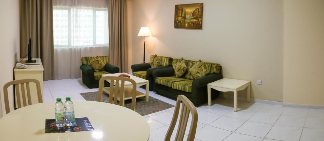 Wescott Pearl Hotel Apartments Dubai Dış mekan fotoğraf